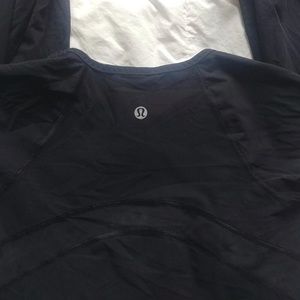 Lululemon running shirt
